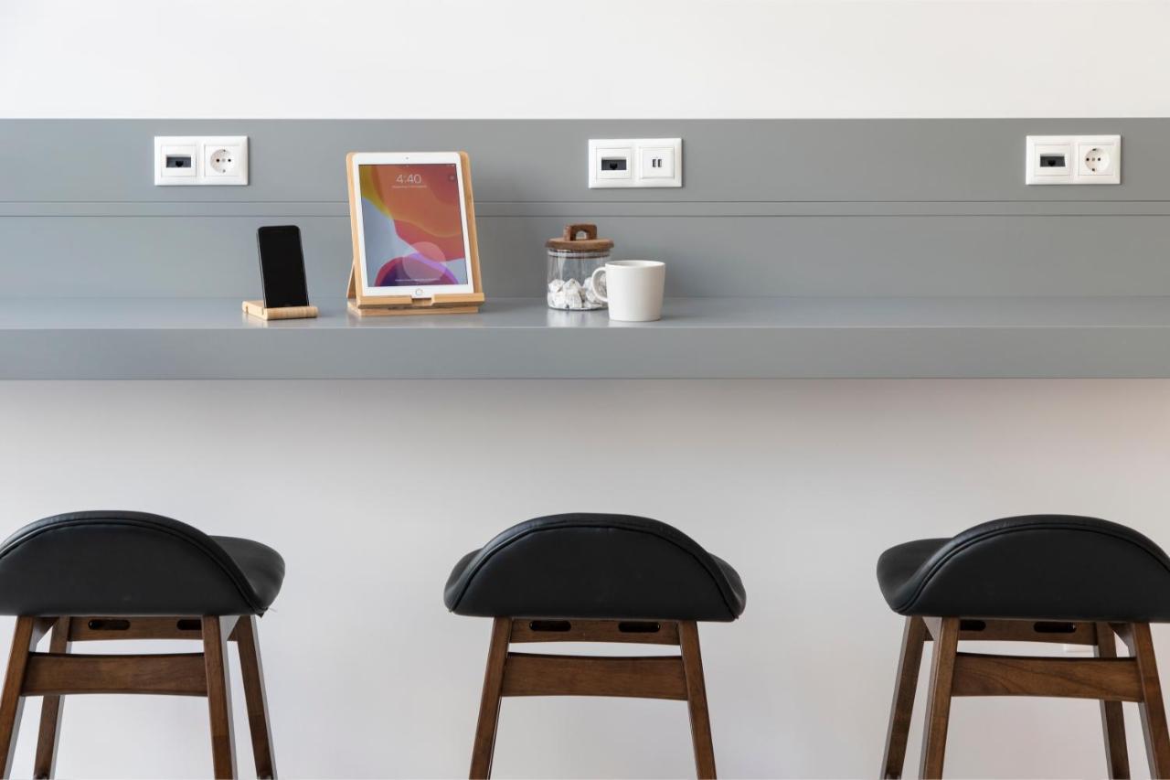 Gallery Suites & Residences Pire Dış mekan fotoğraf