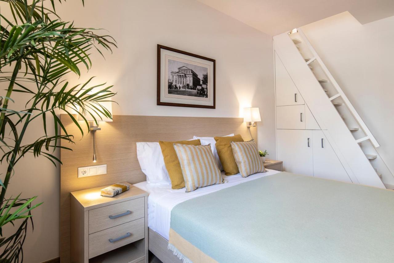Gallery Suites & Residences Pire Dış mekan fotoğraf