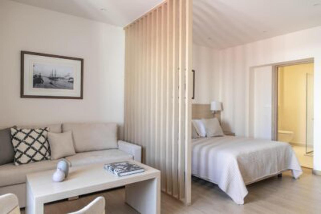 Gallery Suites & Residences Pire Dış mekan fotoğraf